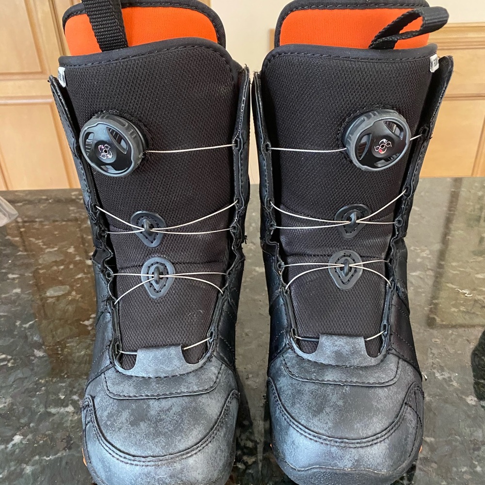 Flow kids Snow Board Boots 🏂 all offers welcome!